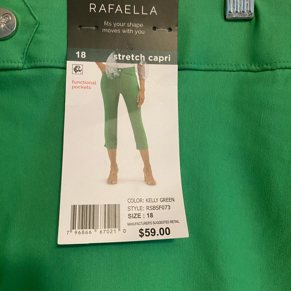 Rafael’s Women Size 18 Stretch Comfort Green Cropped Pants - Picture 4 of 10